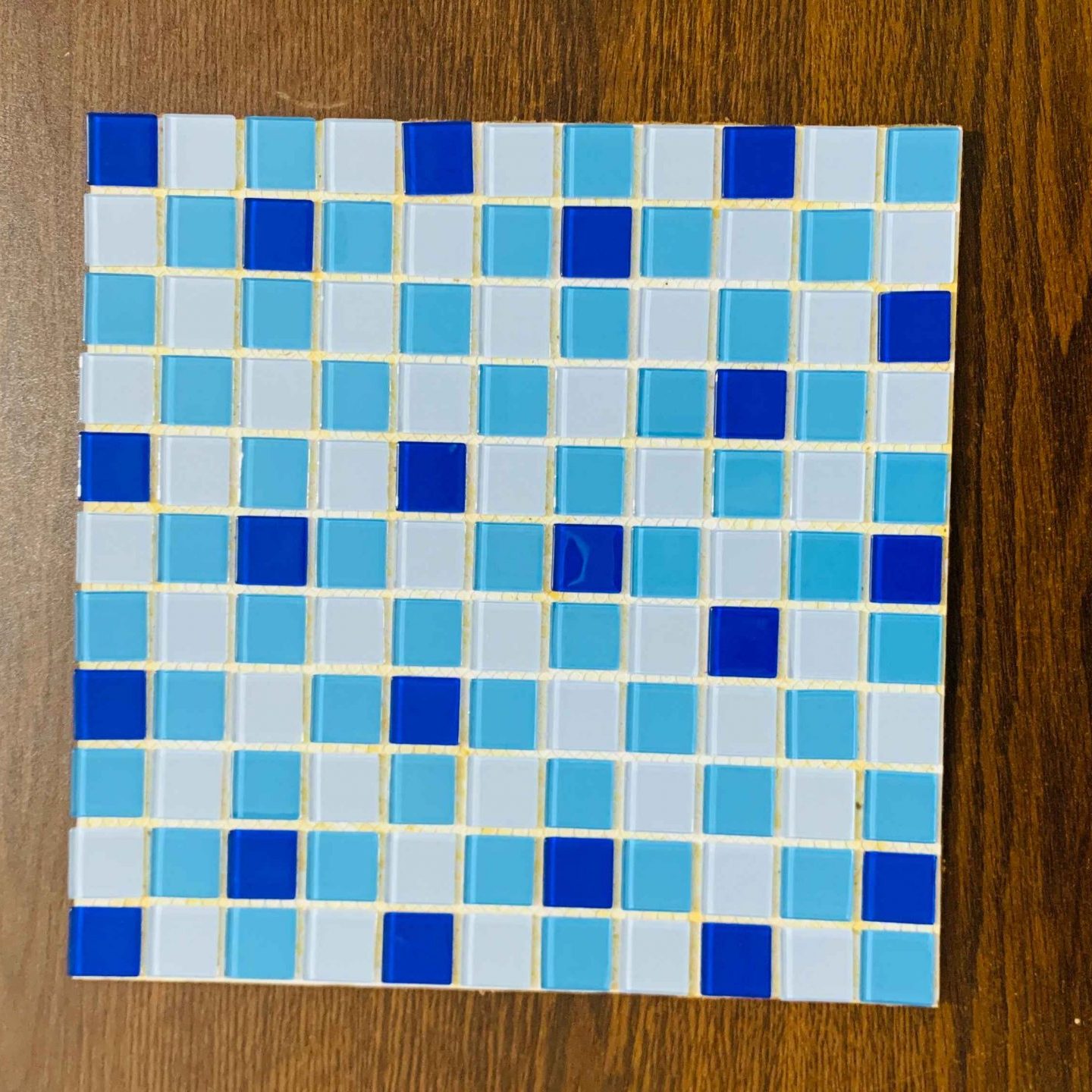 swimming-pool-glass-tiles-code-qr-t-00169 swimming-pool-glass-tiles-code-qr-t-00169