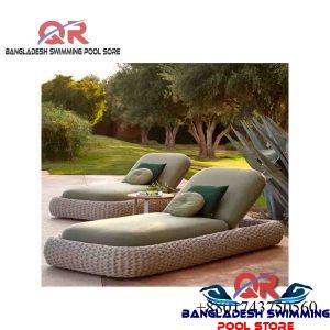 Swimming-pool-lounge-chair-Luxury